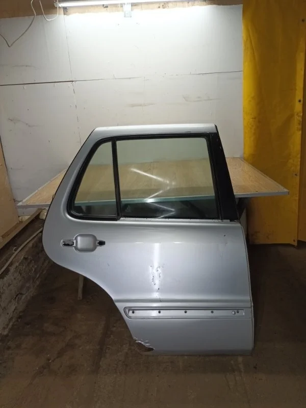 Дверь Mercedes ML W163