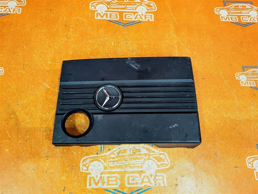 Крышка двигателя декоративная Mercedes-Benz