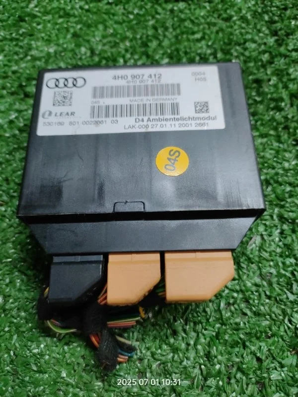 Блок комфорта Audi A8 2011 D4