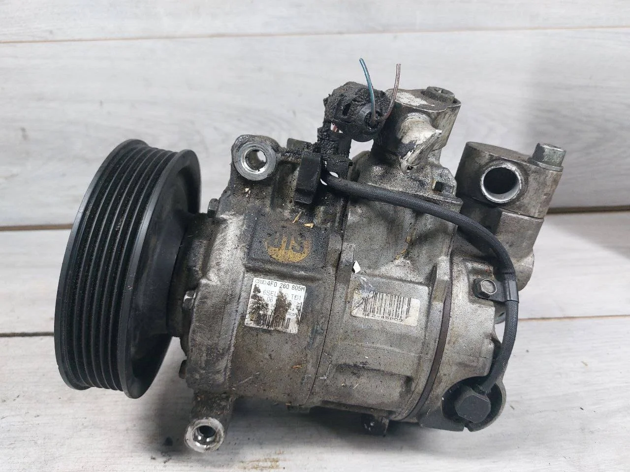 компрессор кондиционера Audi A6 4F/C6