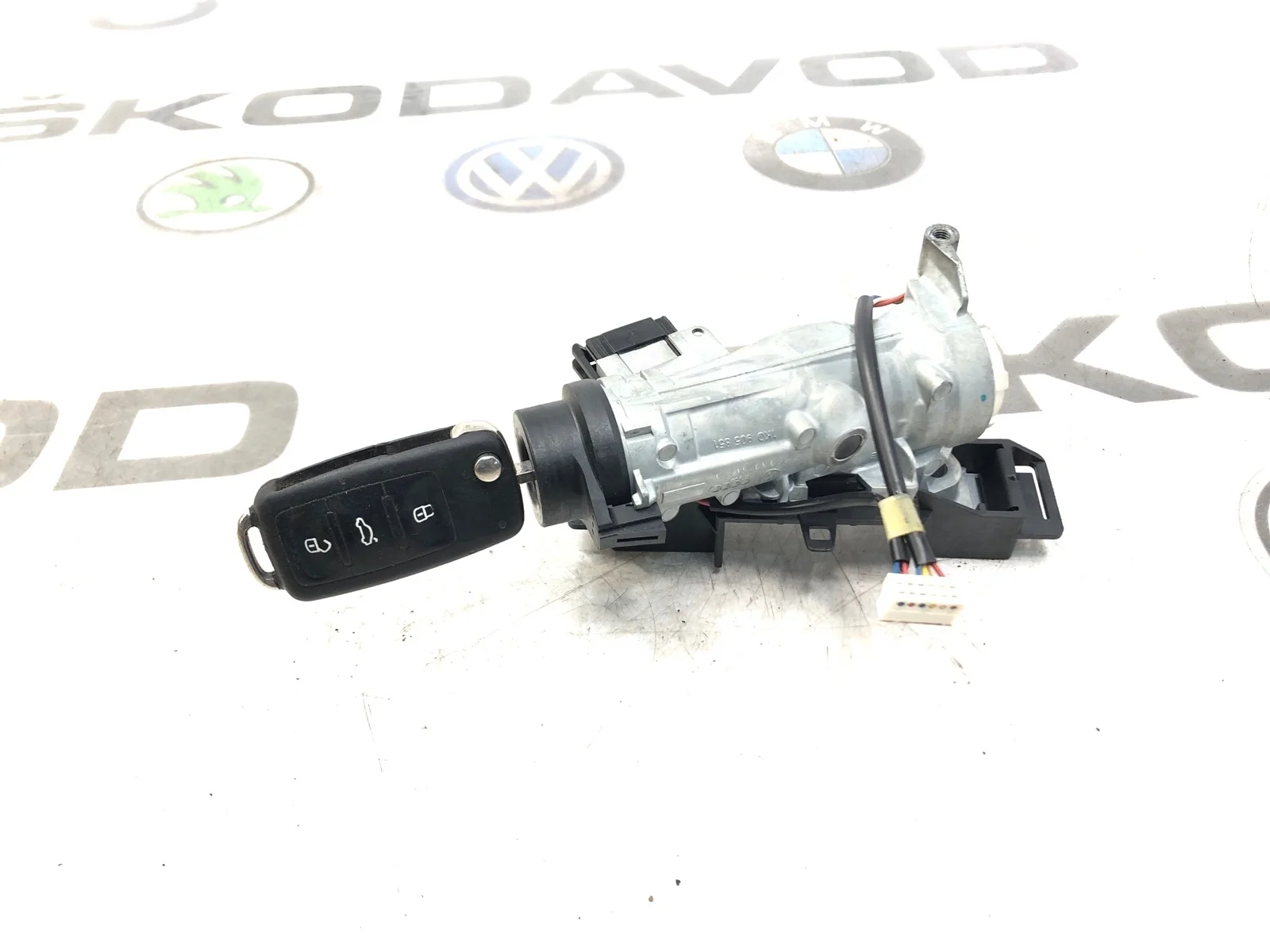 Замок зажигания Skoda Yeti 2014 1K0905851 5L 2.0 CFHC