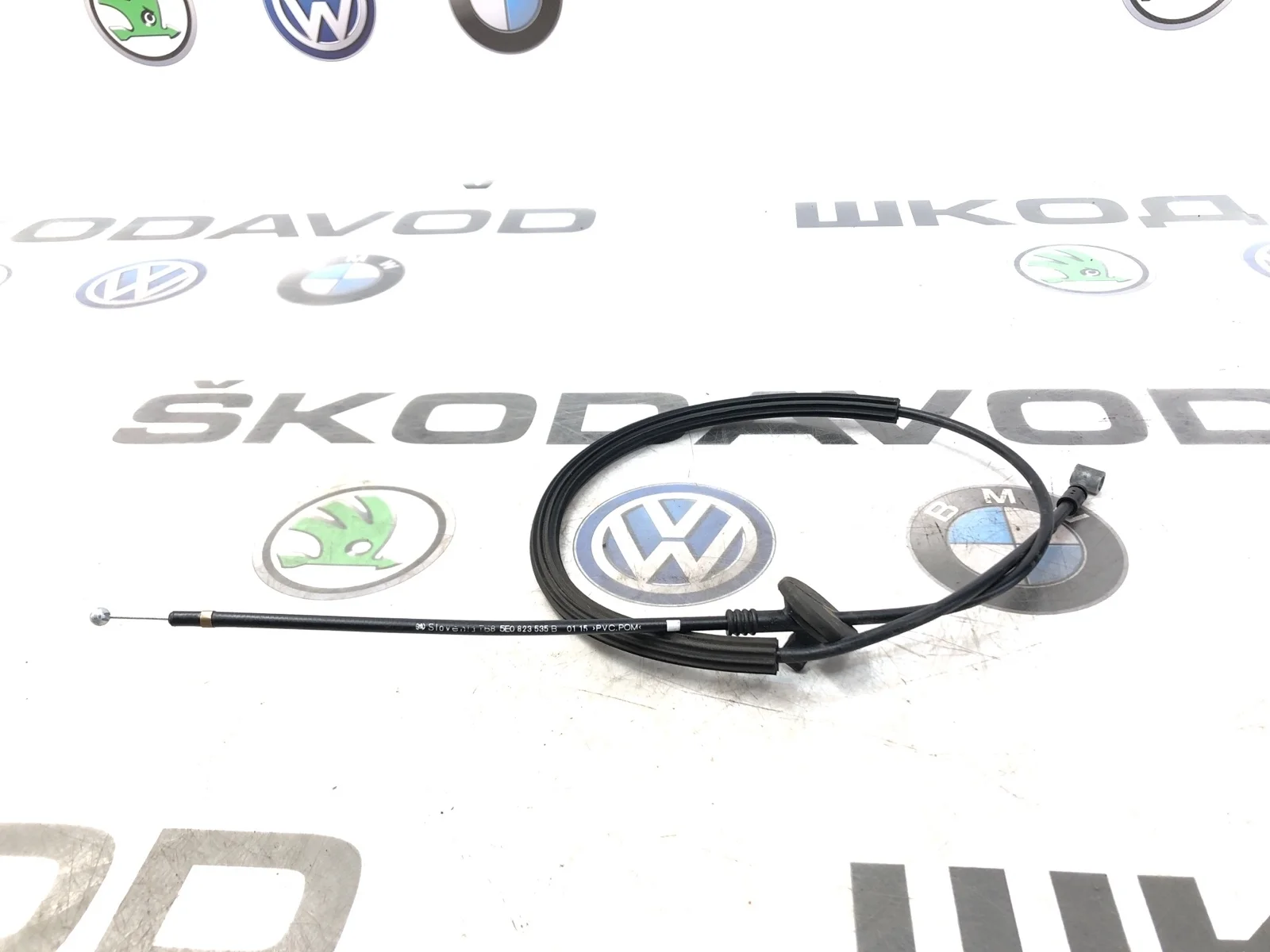 Трос замка капота Skoda Octavia 2015 5E0823535B A7 (5E) 2.0 CKFC