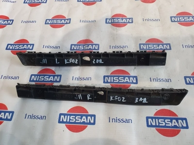 Кронштейн бампера заднего Nissan Qashqai 2015 852204EA0A J11 HRA2, задний