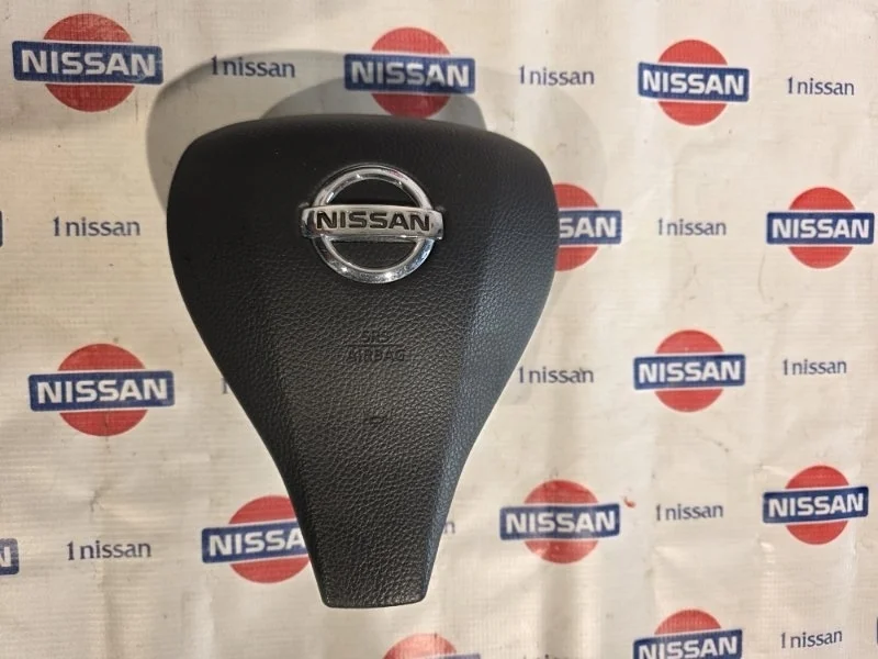 Подушка безопасности в руль Nissan Qashqai 2015 985104EA1A J11 HRA2, передняя