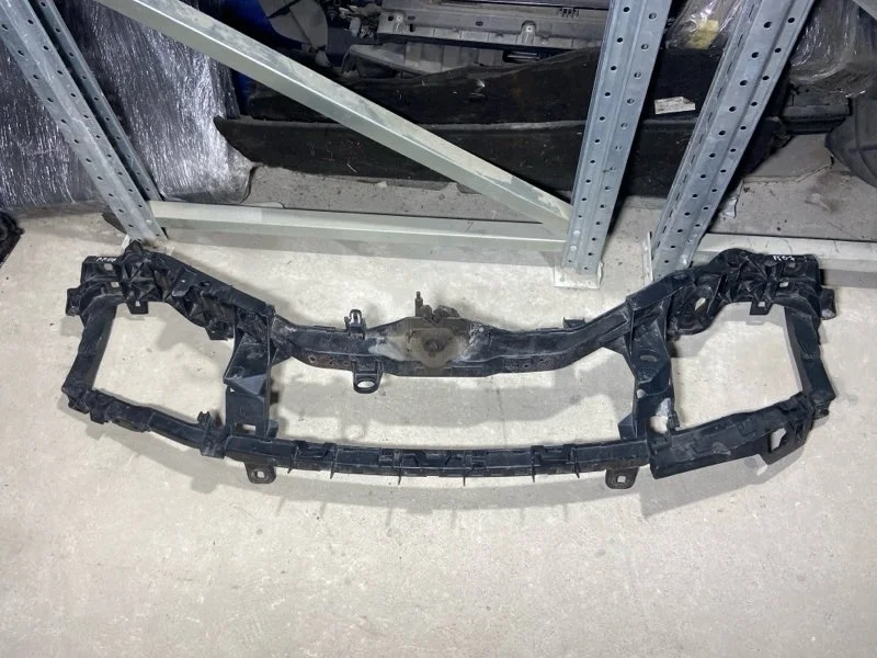 Передняя панель (телевизор) Ford Focus 2 (04-08)