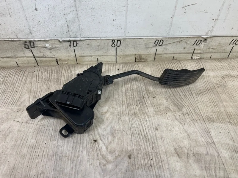 Педаль газа MITSUBISHI PAJERO SPORT 2, L200 2005- 2008 2009 2010 2011 2012 2013 2014 2015 2016 KH, KB