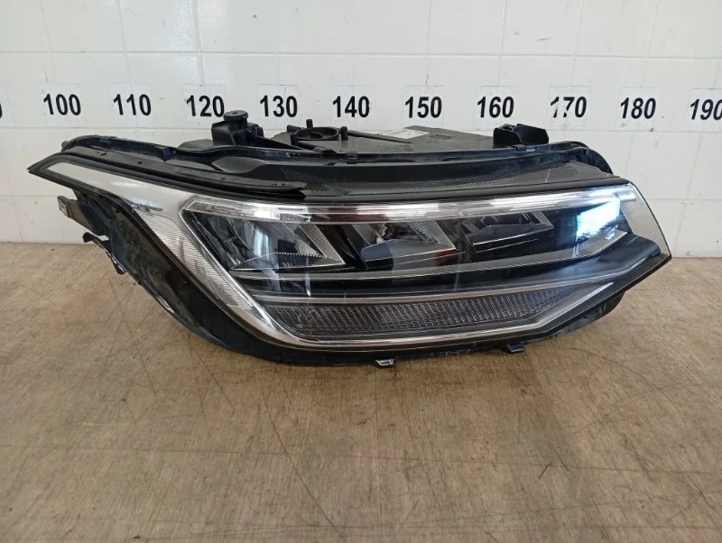 Фара светодиодная VOLKSWAGEN TIGUAN 2 2020 2021 2022 2023 2024