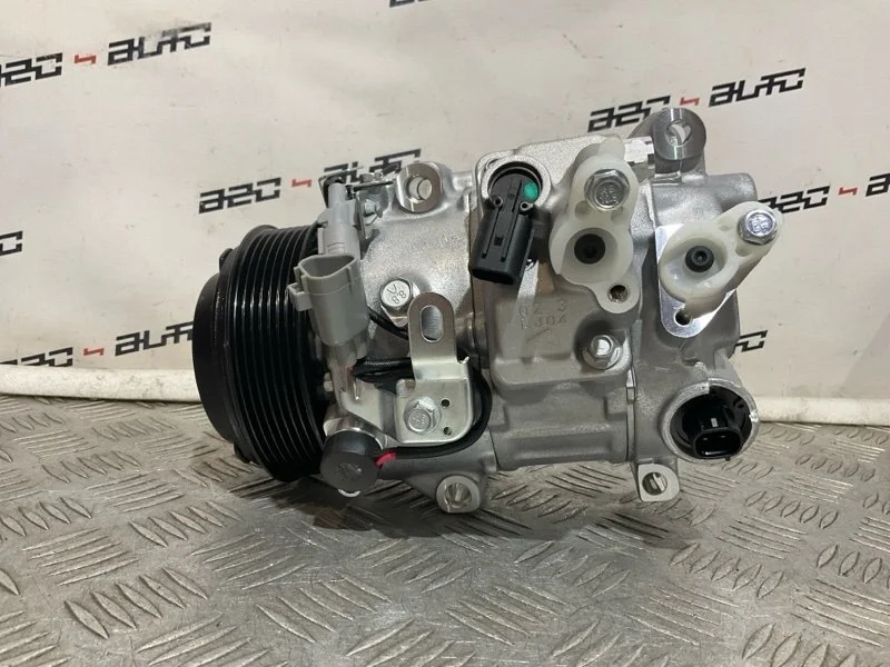 Компрессор кондиционера Toyota Alphard 8837048050 H2 3.5