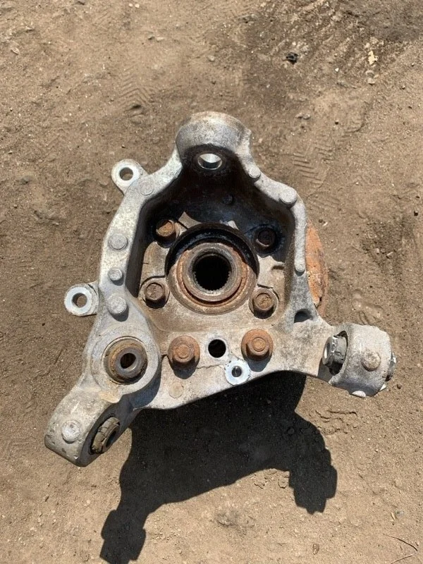 Кулак задний правый Infiniti Fx 30D ( 2002-2013) 2010 430181CA0B 3.0 D V9X