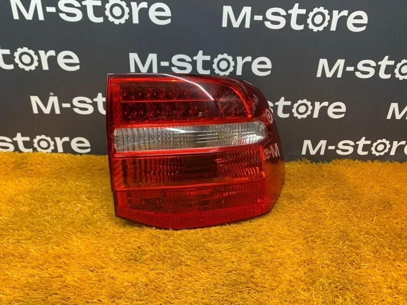 Фонарь задний Porsche Cayenne 2008 957