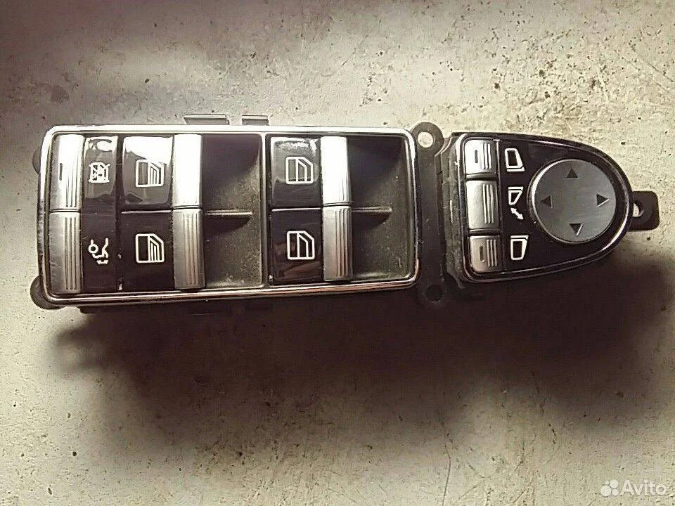 Блок управления стеклоподъемниками Mercedes-Benz S-класс W221 рестайлинг (2009—2013)
