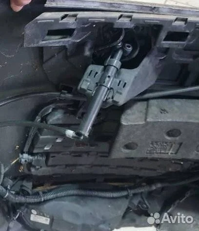 Форсунка омывателя фары Volvo XC90 II (2014—2019)