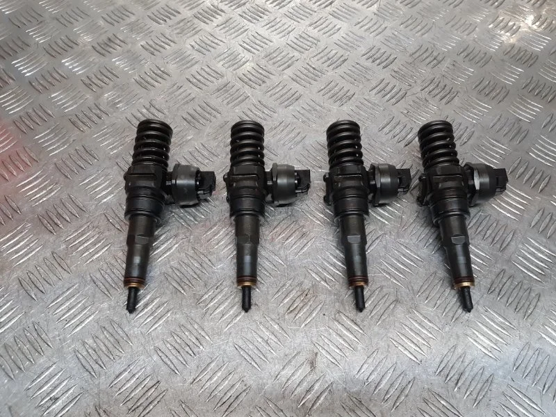 Насос-форсунка Volkswagen Touareg
