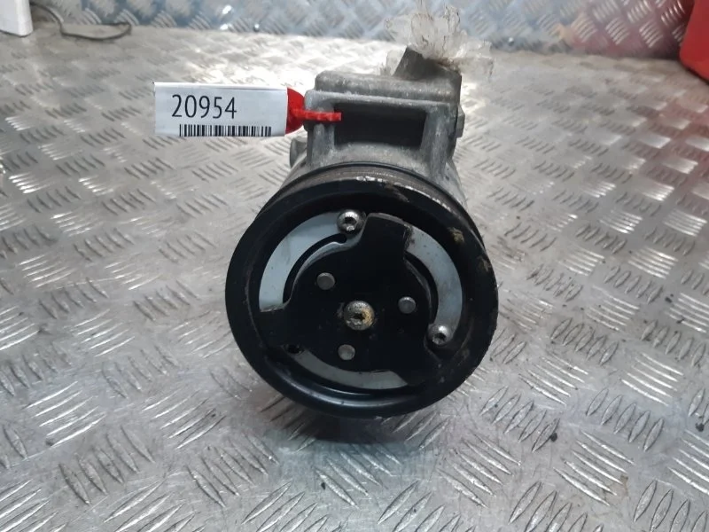 Компрессор кондиционера Volkswagen Tiguan