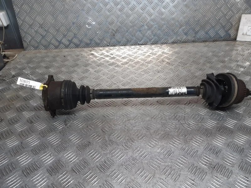 Полуось передняя правая Volkswagen Passat B5+