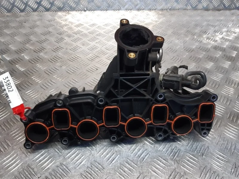 Коллектор впускной Volkswagen Passat CC