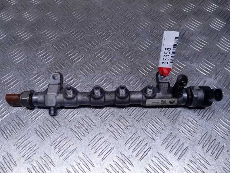 Топливная рампа Volkswagen Golf 6