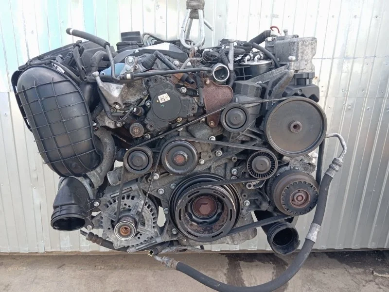 Двигатель Mercedes-Benz W204