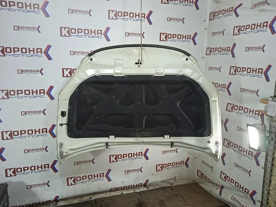 Капот Б/У из Кореии