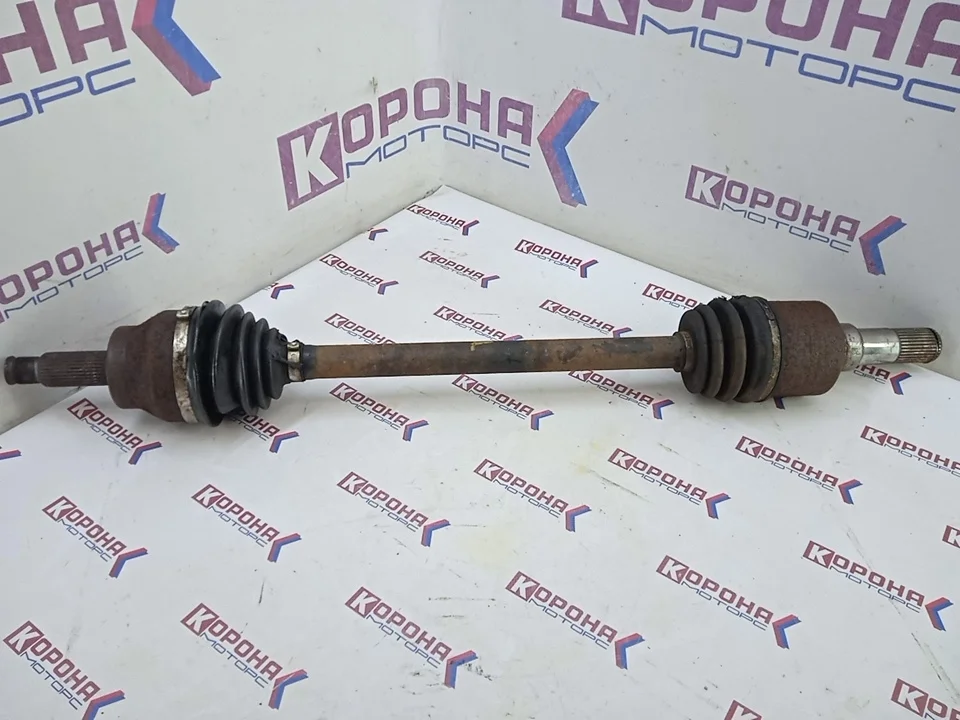 Привод колеса задний Б/У порван пыльник