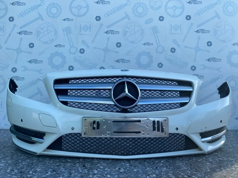 Бампер передний Mercedes-benz 2014 W246