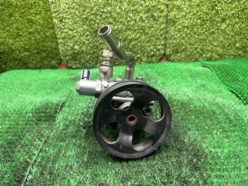 Насос гур Toyota Land Cruiser Prado 150 2015-2024