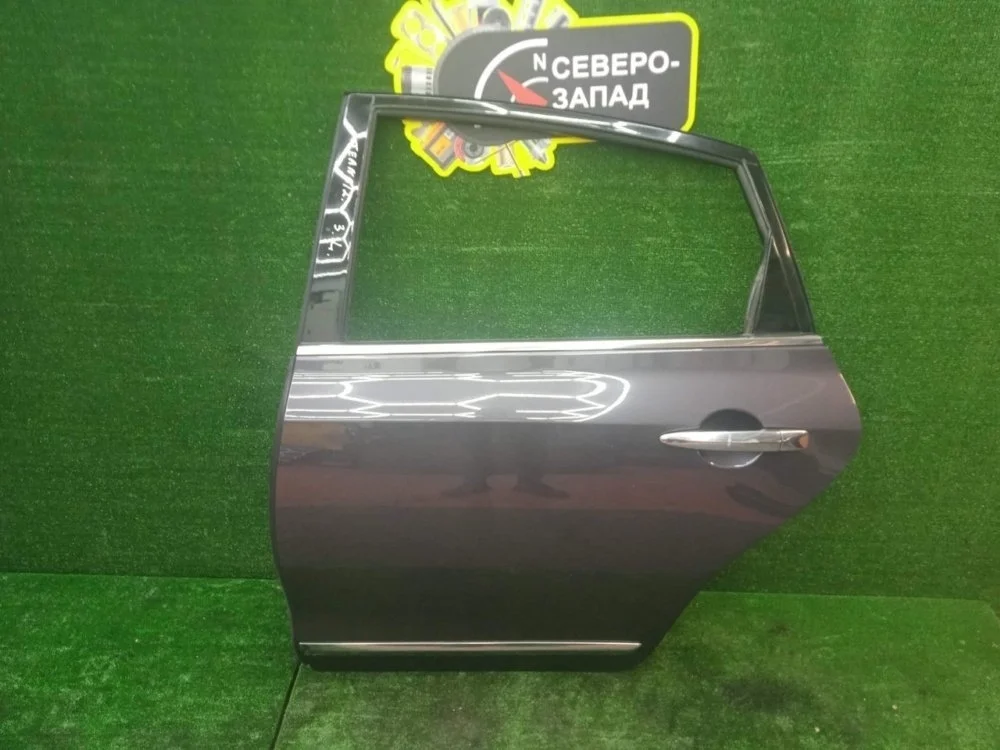 Дверь Nissan Teana 2011 J32