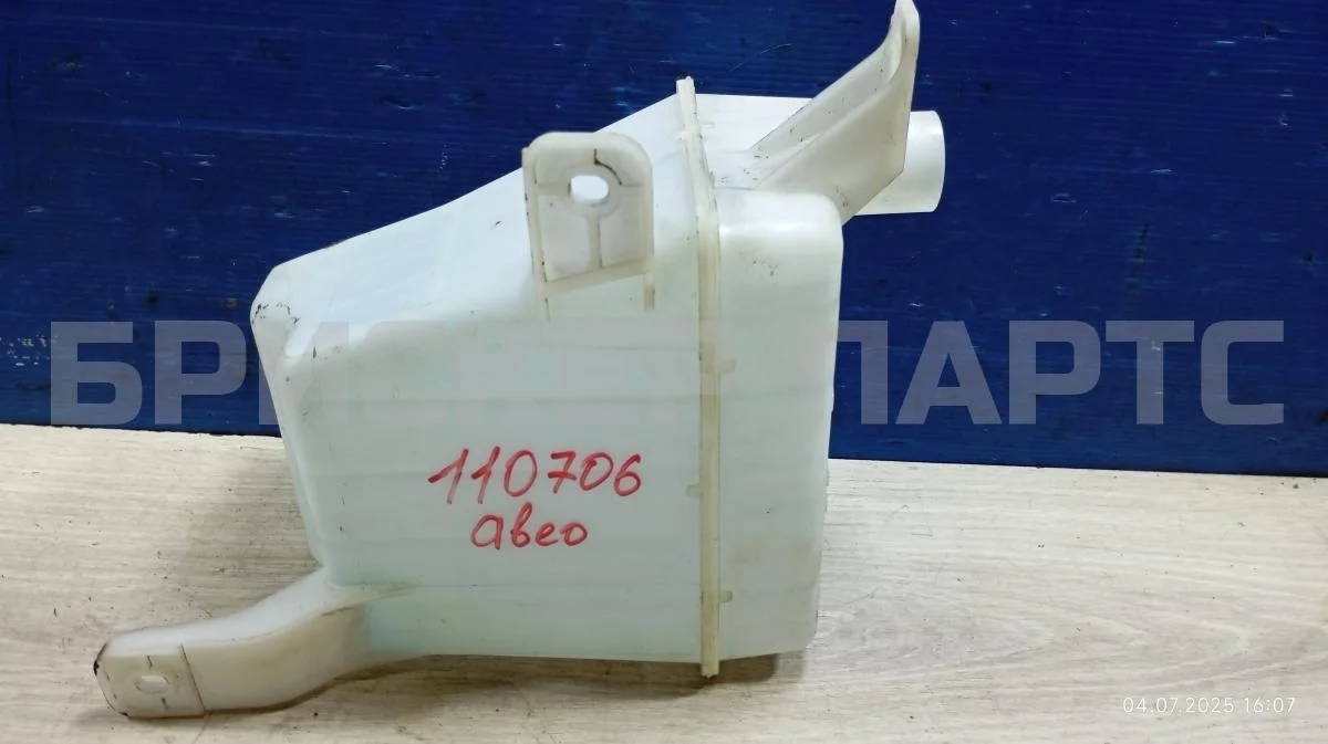 Бачок омывателя Шевроле Авео 1  T250