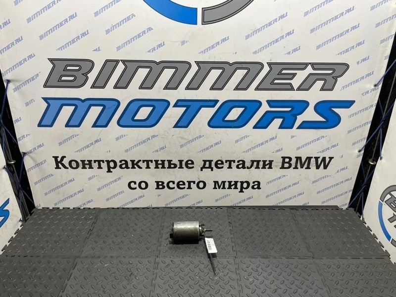 Моторчик вальватроник Bmw 11377548387 E60 N46