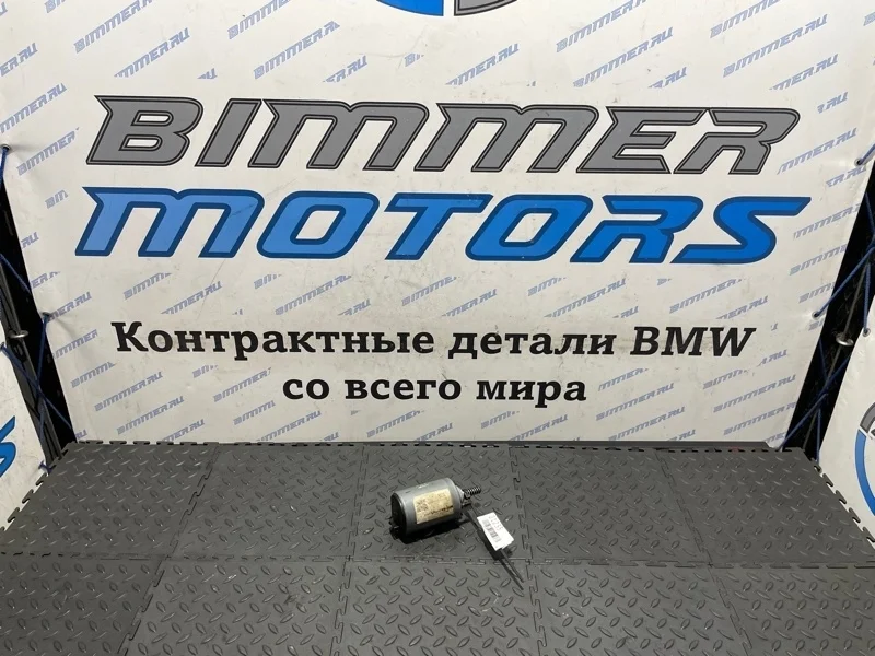 Моторчик вальватроник Bmw 11377548387 E46 N46