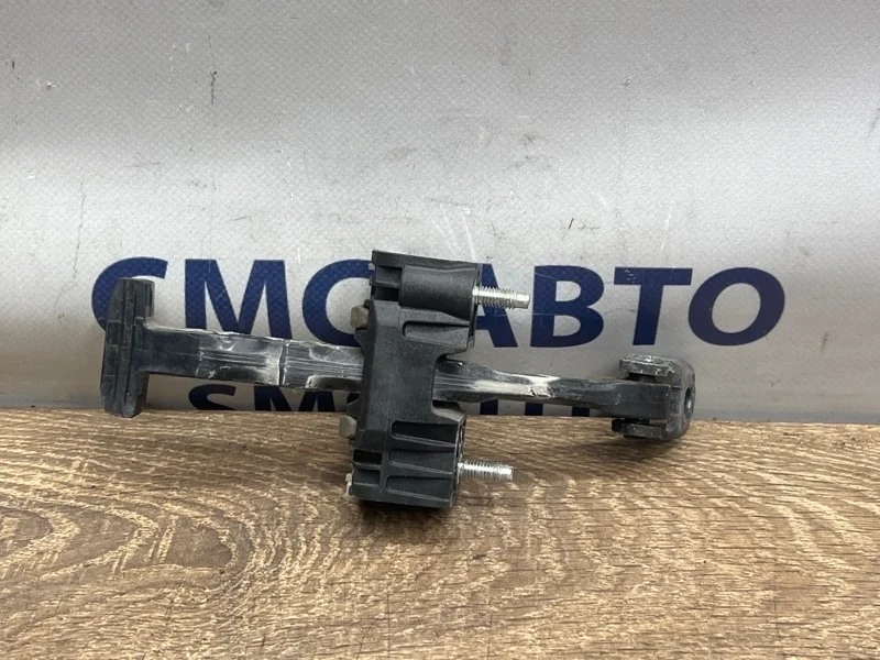 Ограничитель двери Volvo Xc60 2011 31217753 ХС60 3.0 B6304T4, передний