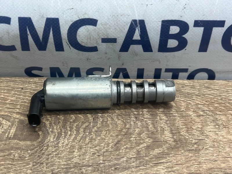 Клапан электромагнитный фаз ГРМ Audi A6 06E109257L C6 3.0 CAJ