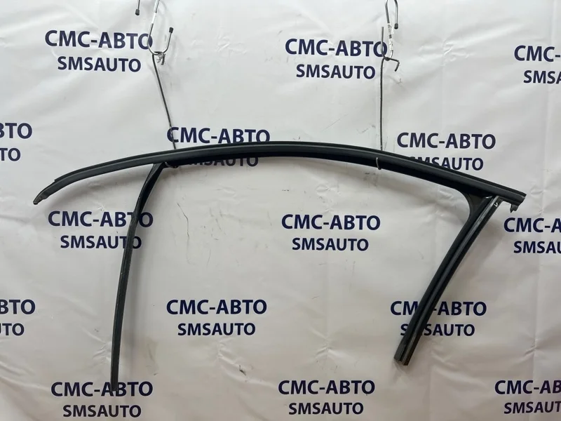 Молдинг стекла двери Volvo Xc60 2011 31402690 ХС60 3.0 B6304T4, передний левый