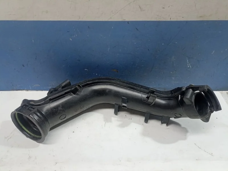 Трубка интеркулера Volkswagen Passat B7 2011 - 2015 03C145673H 1.4 CAXA