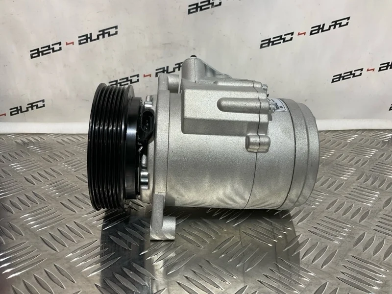Компрессор кондиционера Chevrolet Captiva 20910244 C140 3.2