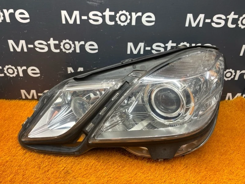 Фара Mercedes-Benz -class 2013 W212