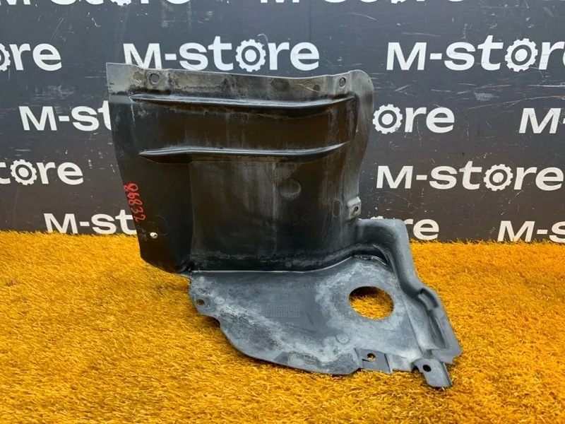 Подкрылок Mercedes-Benz -Class 2006 W203