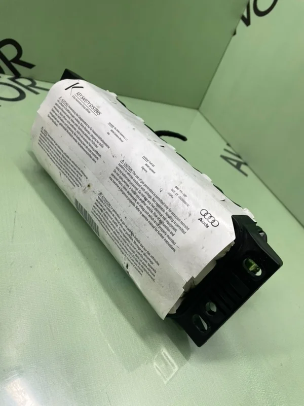 Подушка безопасности пассажира Audi Q7 2008 4L