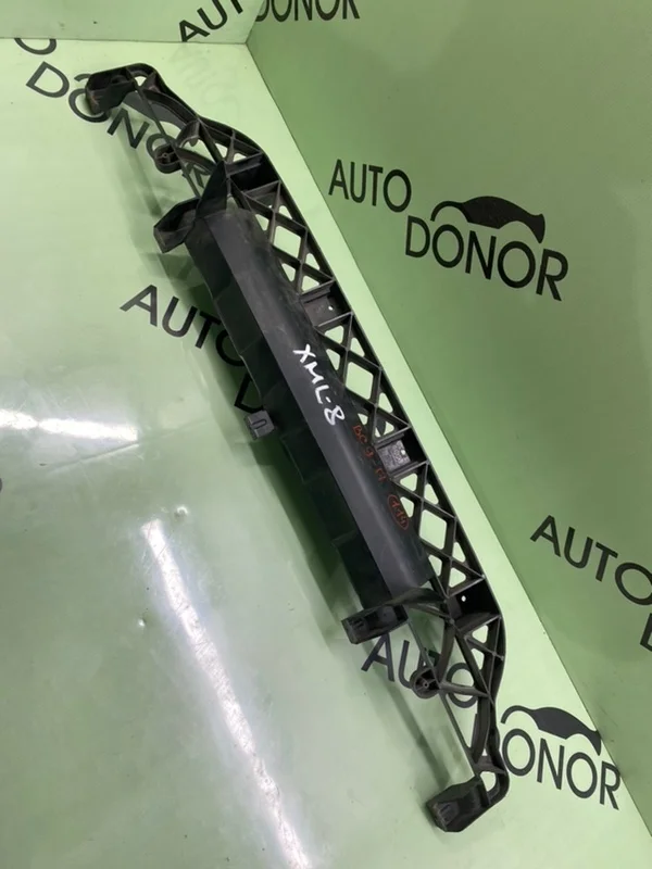 Кронштейн бампера Audi Q7 2008 4L