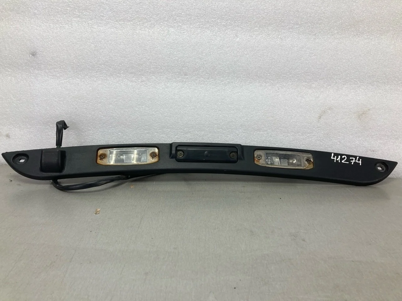 Накладка крышки багажника Kia Sportage 3 Sl 2010-2016 873113W010, задняя левая