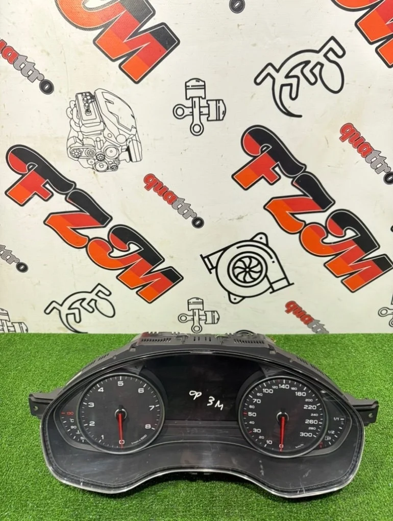 Панель приборов Audi A7 4G8920930M 4G8, передний