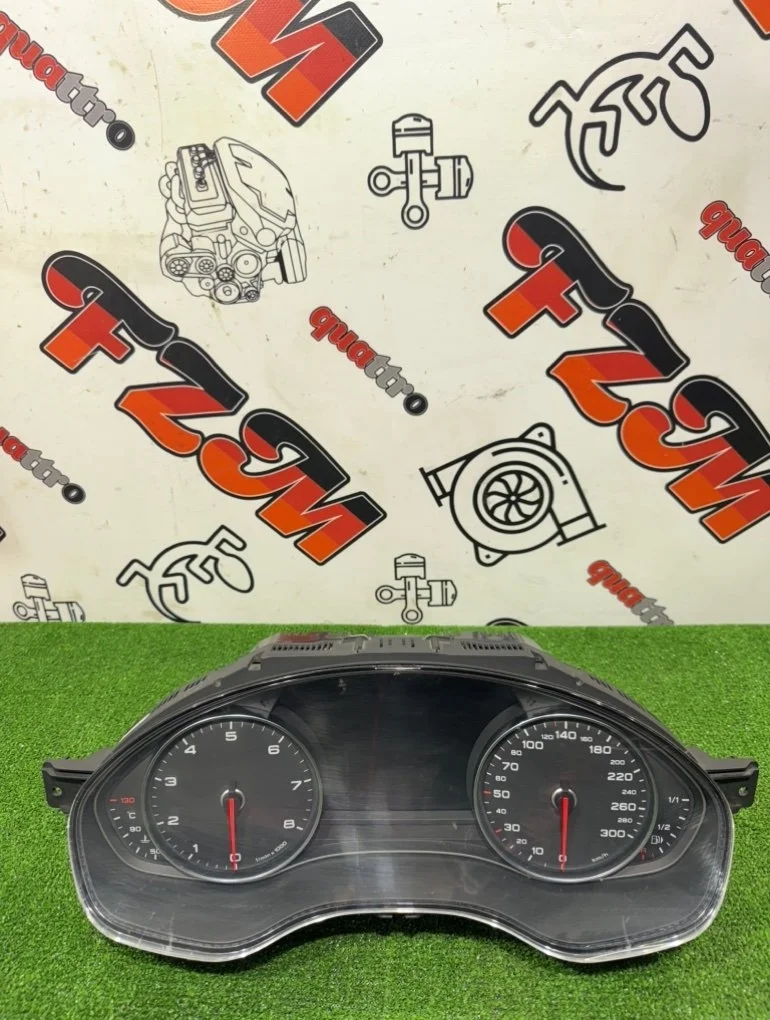 Панель приборов Audi A7 4G8920931L 4G8, передний