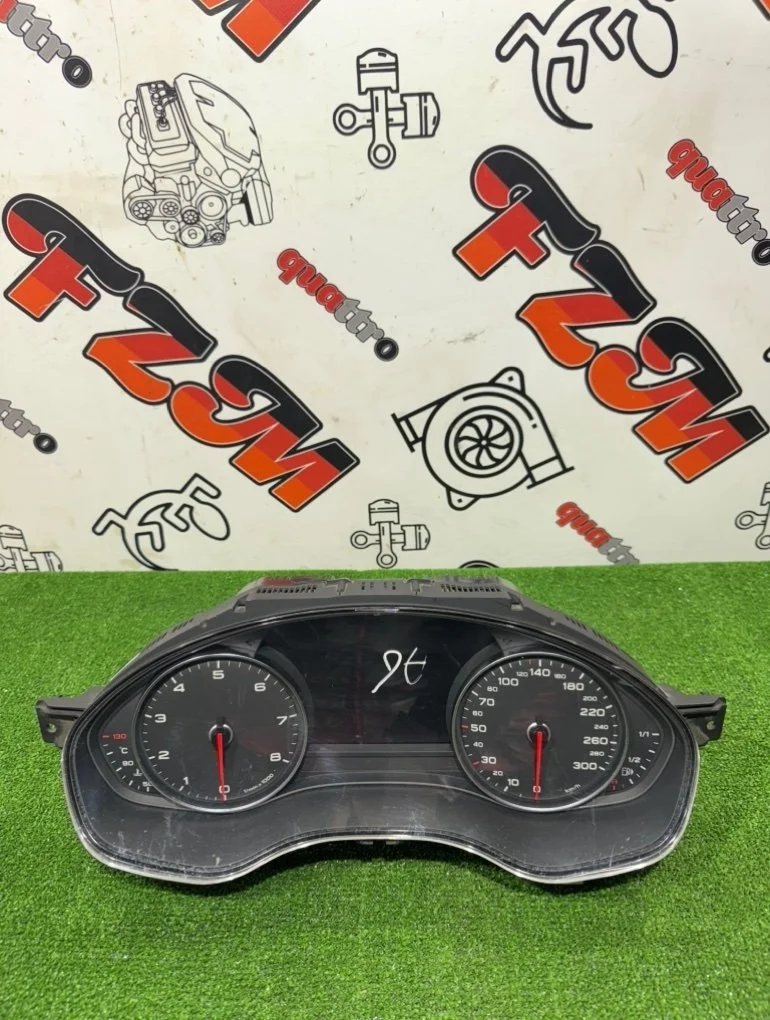 Панель приборов Audi A7 4G8920931L 4G8, передний