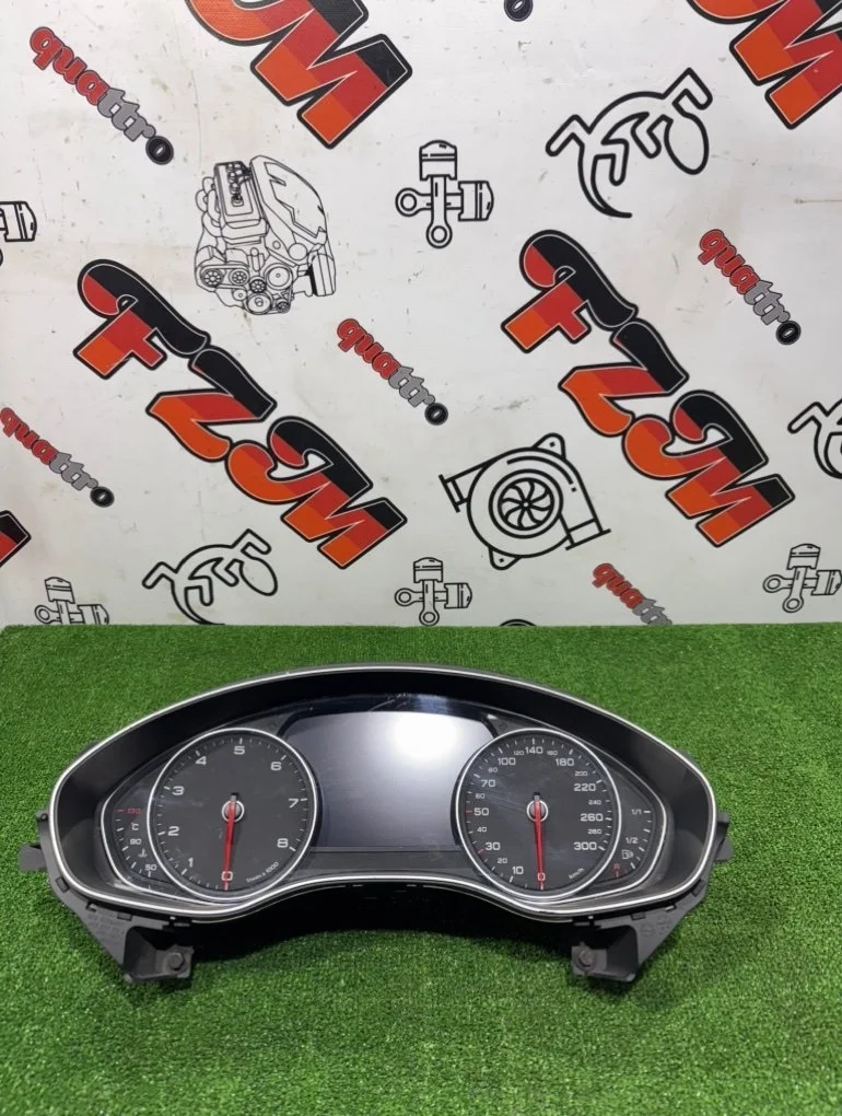 Панель приборов Audi A6 4G8920932Q C7, передний