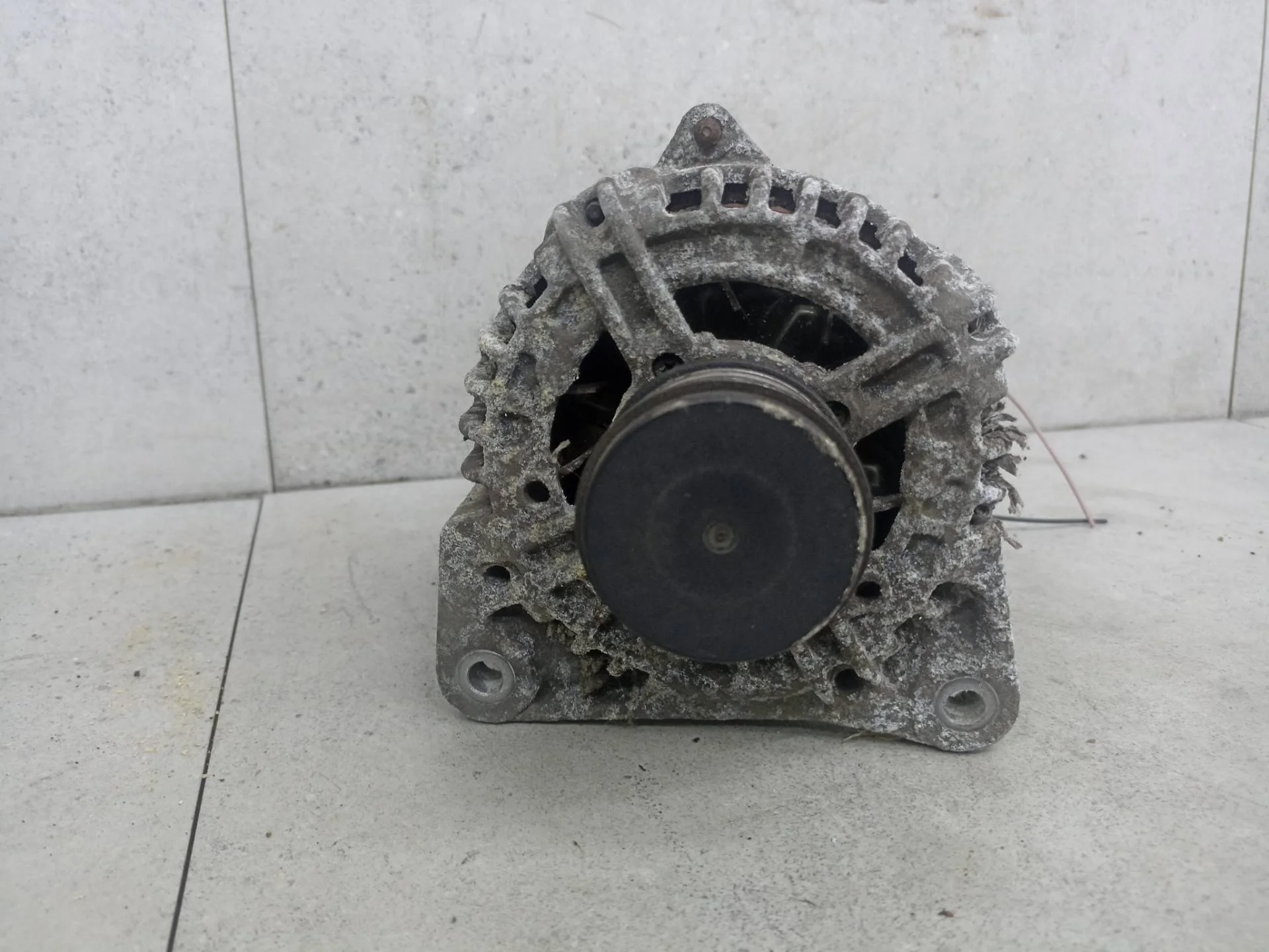 Генератор Renault Megane 3 2012 231008578R