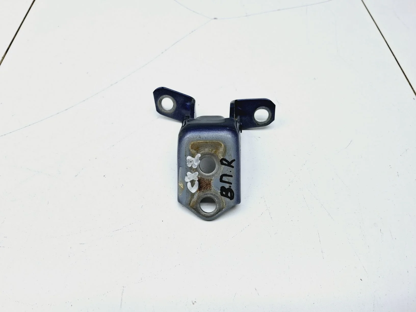 петля двери Mazda CX-7 2006-2012