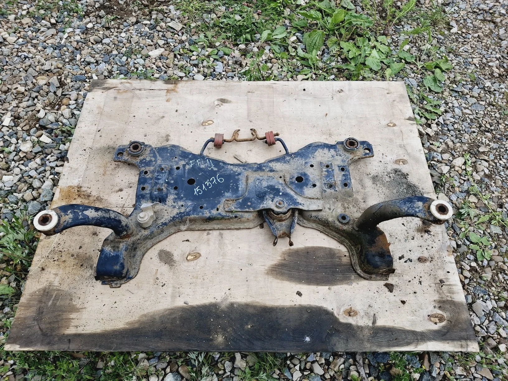 балка подмоторная Ford Focus II 2005-2011