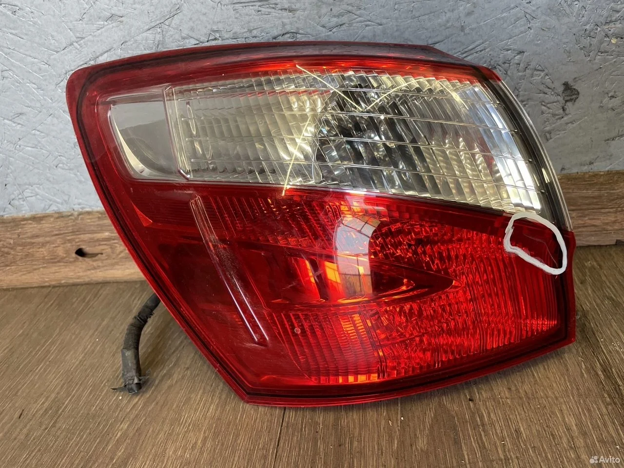 Задний левый фонарь nissan qashqai j10 2010-13г