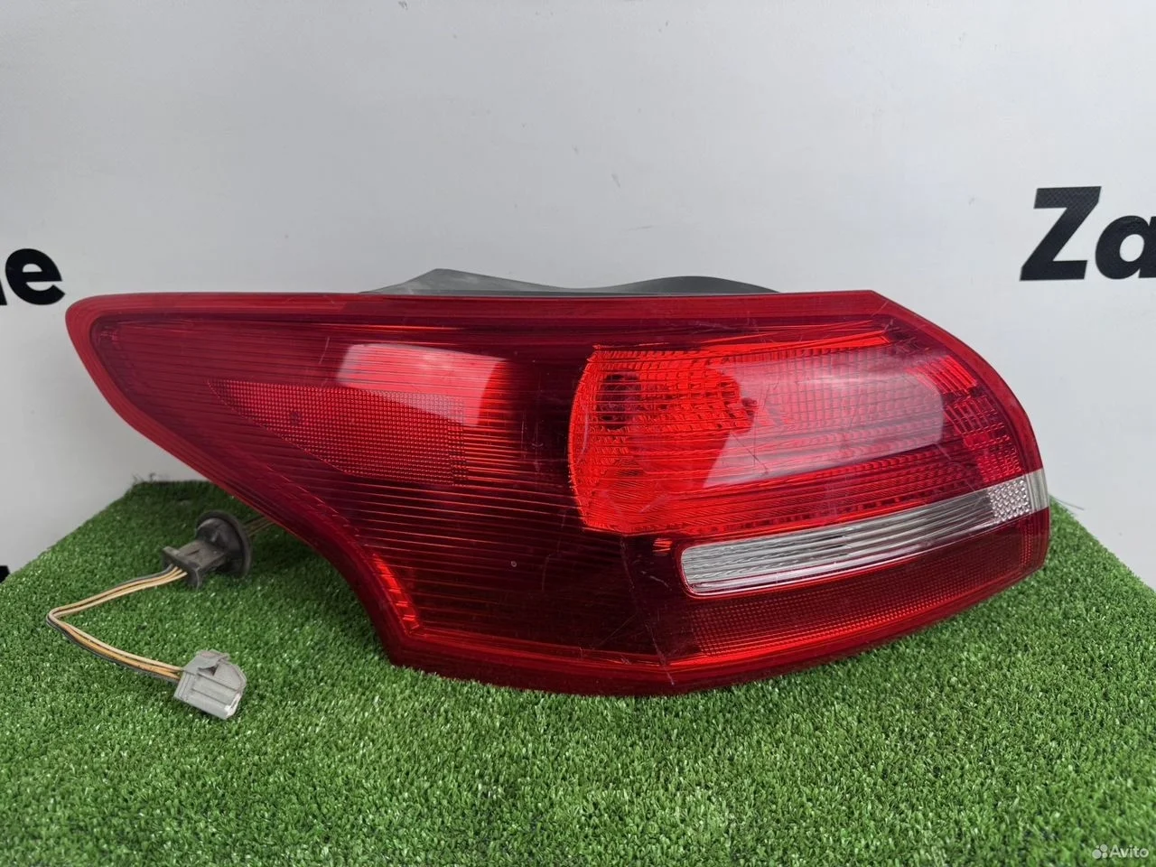 Фонарь задний правый ford focus 3 седан рест