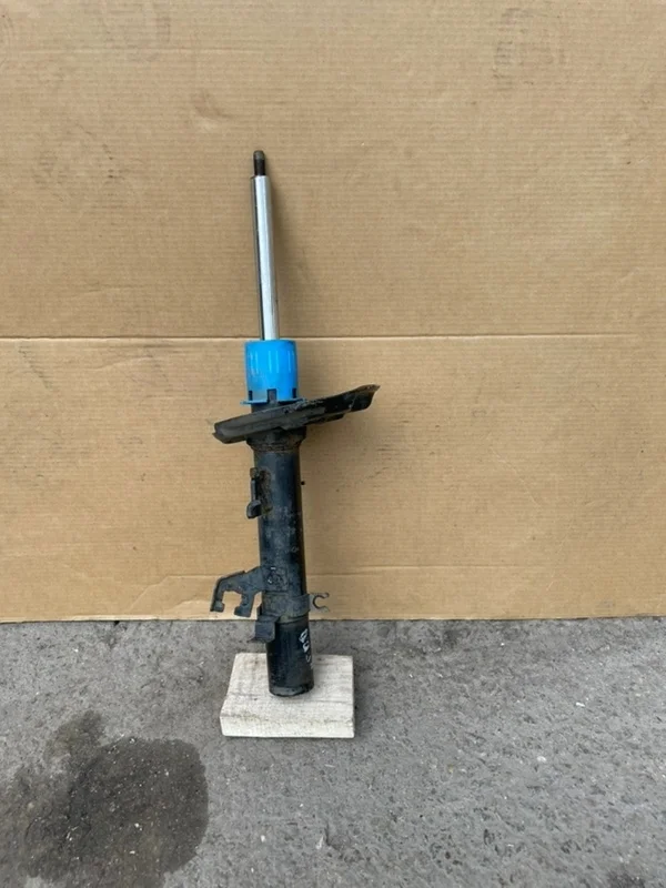 Стойка амортизатора Nissan X-Trail